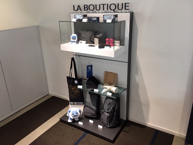 ショールーム改装オープンいたしまた。