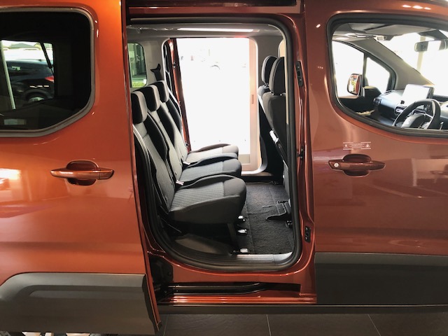 リフターロードショー開催です。