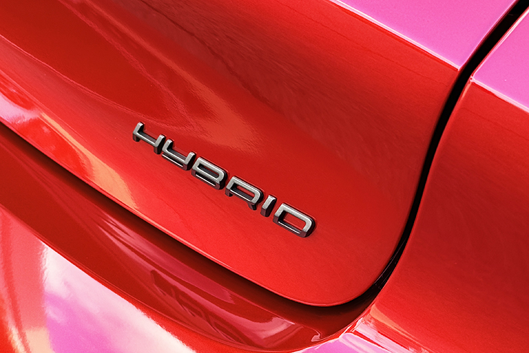 NEW 208 HYBRID デビューフェア　11/15(土)～24(月·祝)