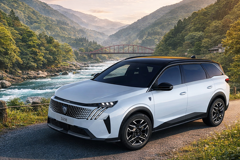NEW PEUGEOT 5008デビューフェア開催