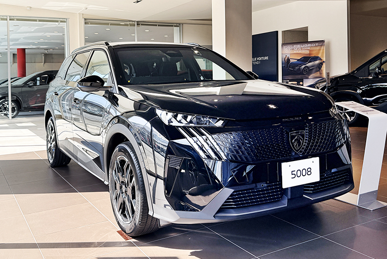 NEW PEUGEOT 5008デビューフェア［3/8（日）まで］