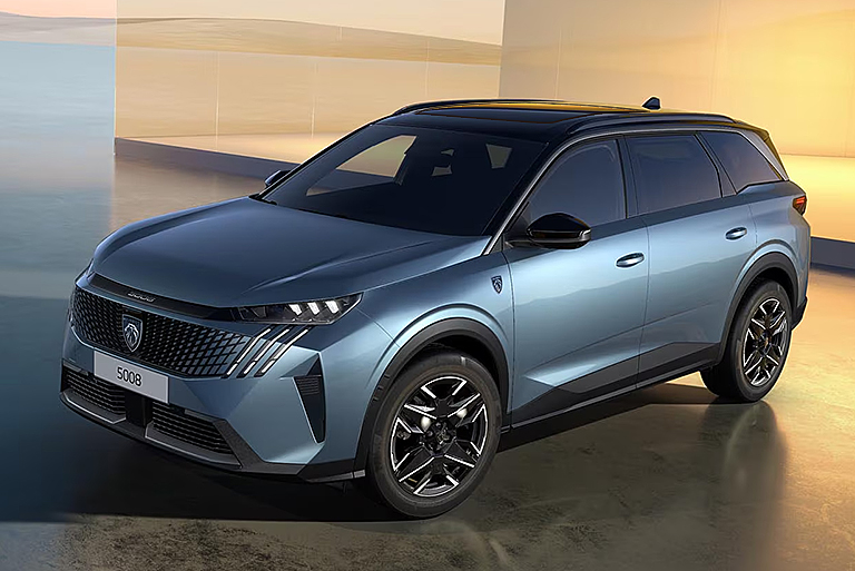PEUGEOT 5008 GT HYBRID Cielo デビューフェア