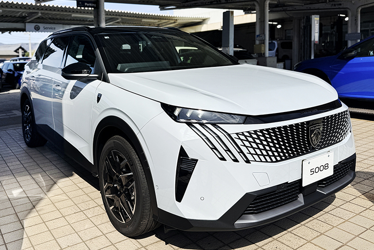 多彩なシートアレンジが魅力の7シーターSUV　